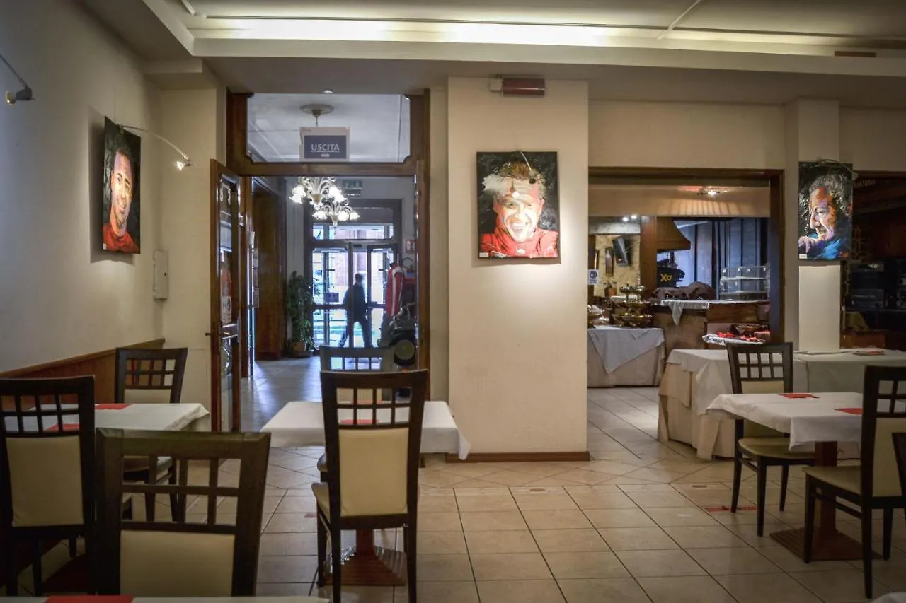 Hotel Domus Maranello 3*,